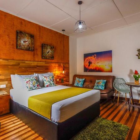 Hotel The Garden Lleras 10 à Medellín Extérieur photo