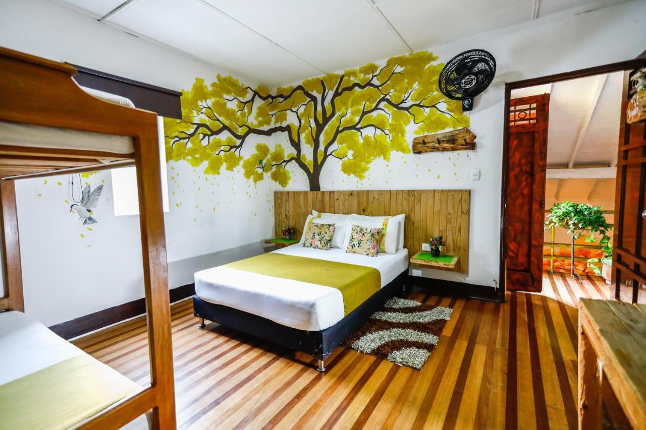 Hotel The Garden Lleras 10 à Medellín Extérieur photo